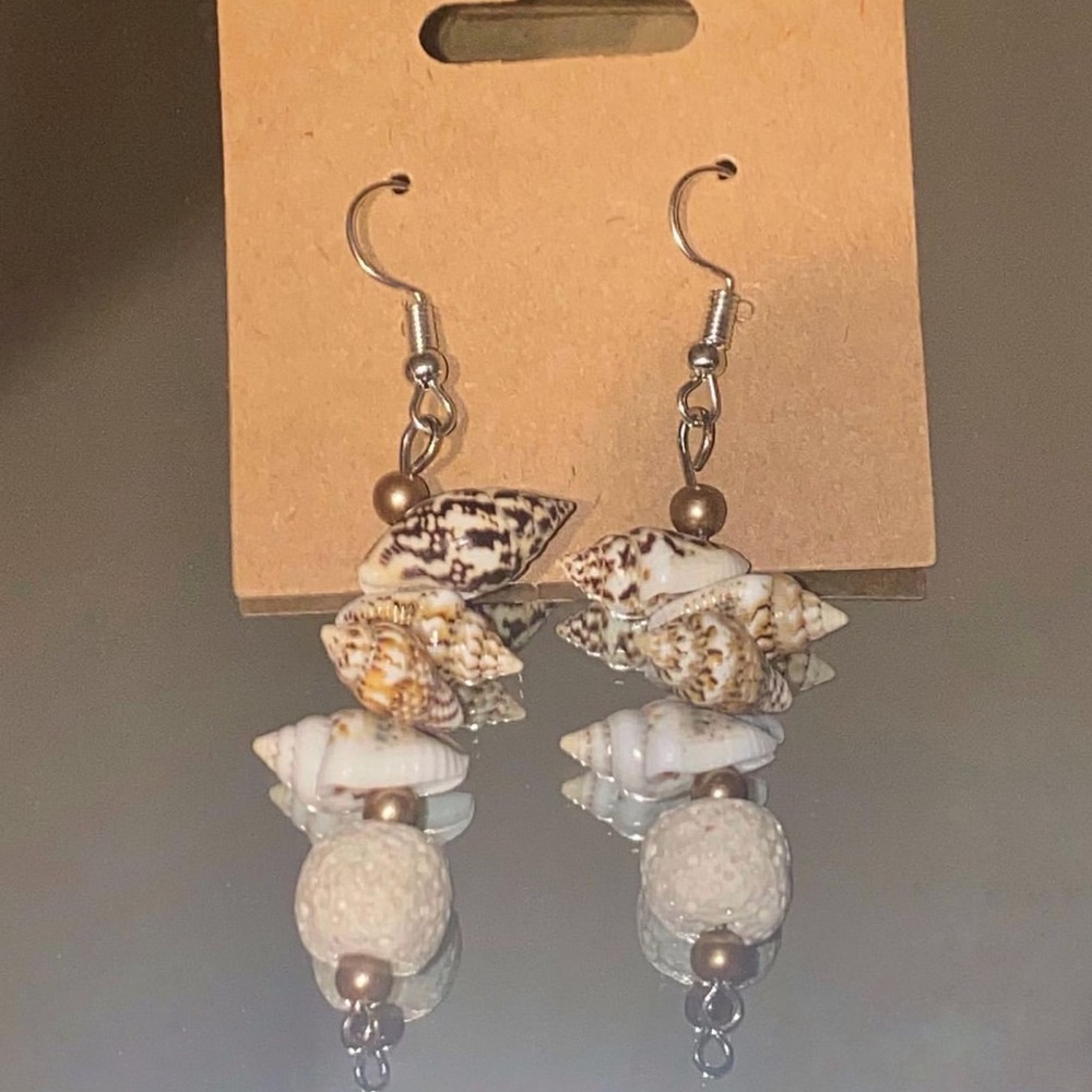 Sea shell earrings